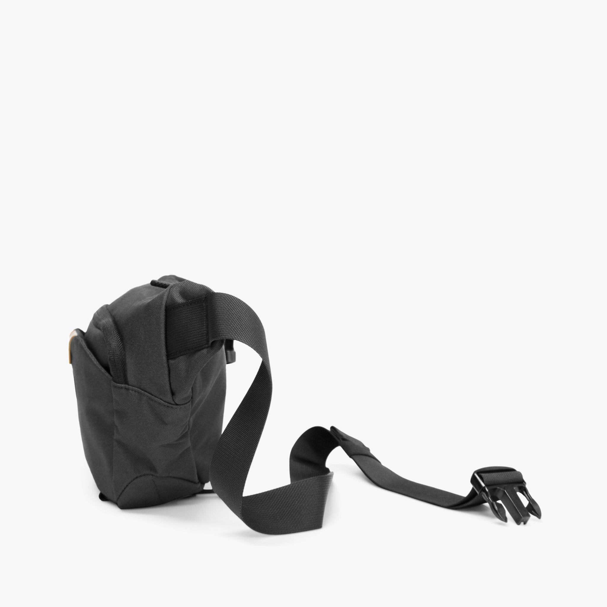 EARTH Waistbag - Black - www.countryhide.com