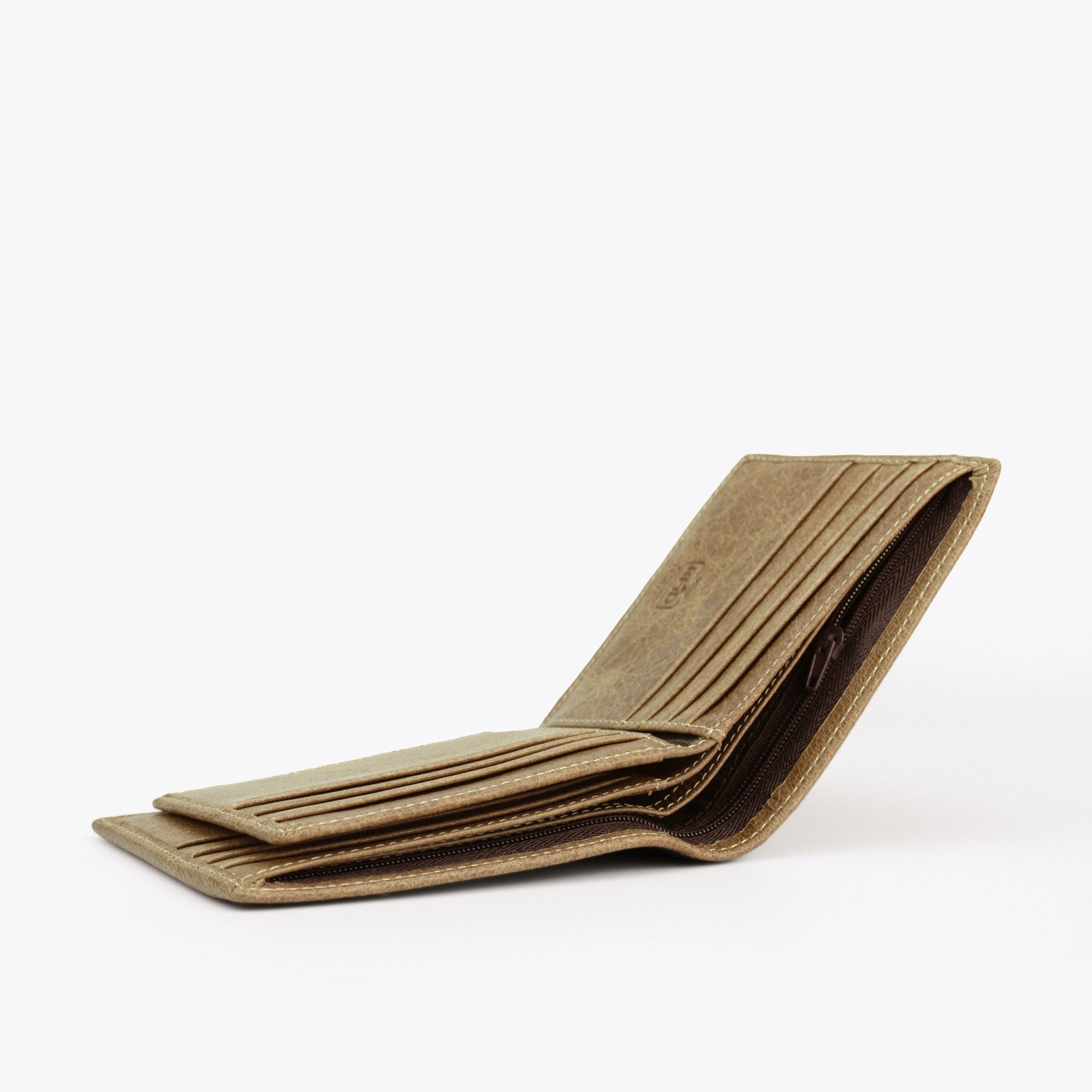 GAEUL Billfold Wallet - Biscotti - www.countryhide.com