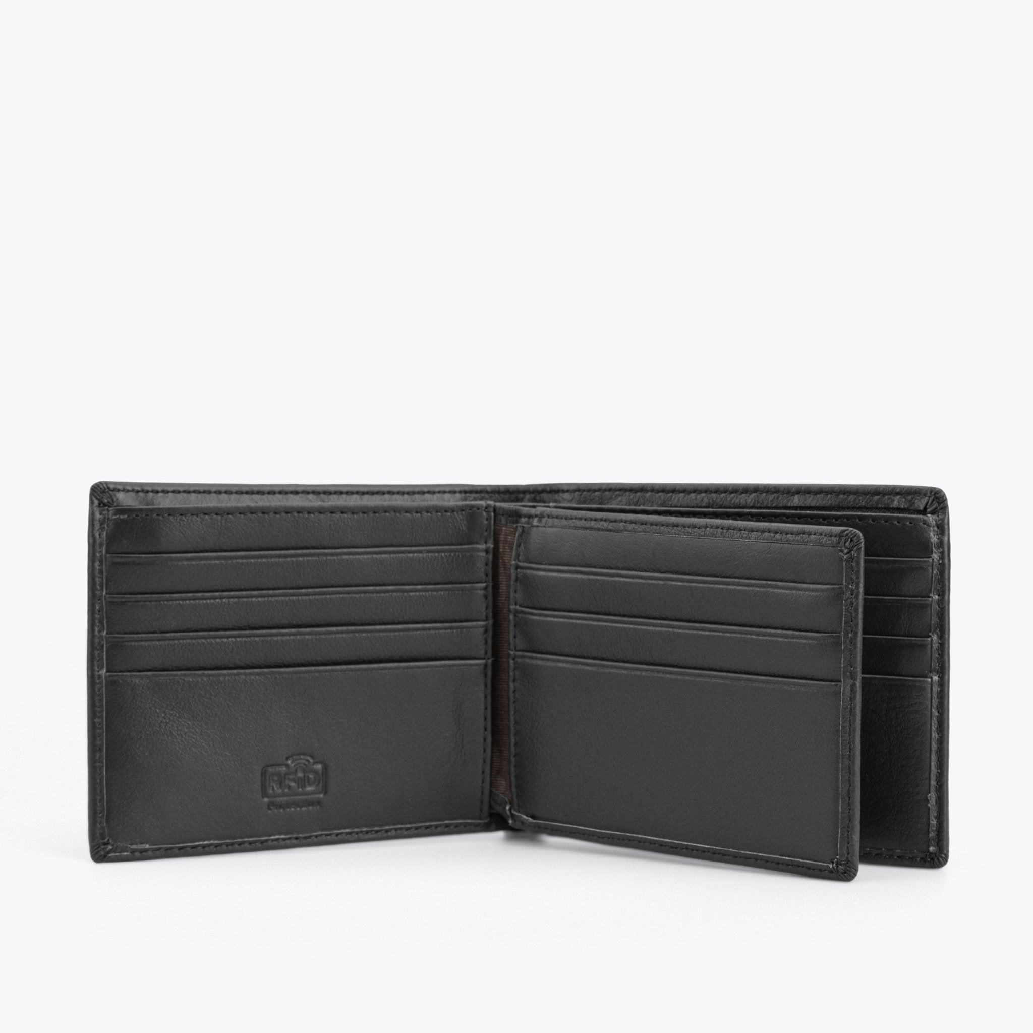 GAEUL Billfold Wallet - Black - www.countryhide.com