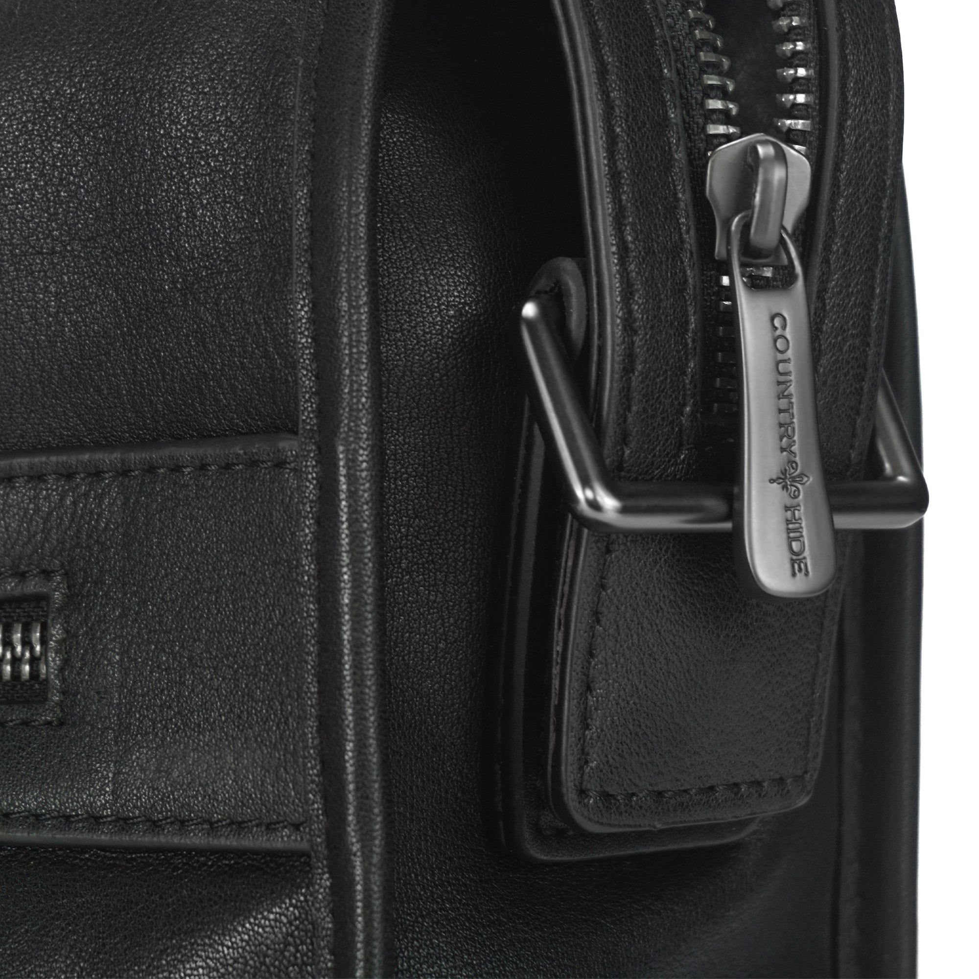 NAPPA Briefcase - www.countryhide.com